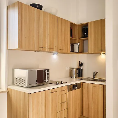 - Aquamarina Apartment